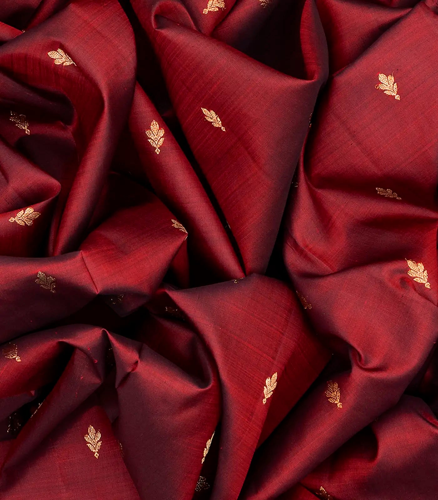 Maroon Handloom Kanchipuram Silk Saree With Floral Buttas-Maroon