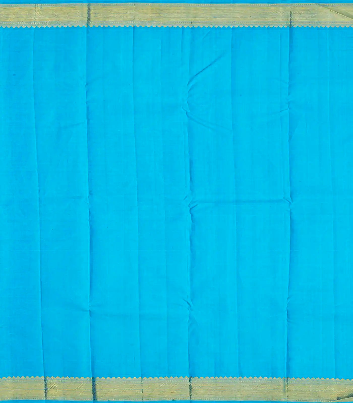 Turquoise Handloom Kanchipuram Silk Saree With Annam Chakaram Motifs-Turquoise