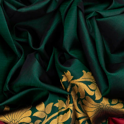Bottle Green Handloom Kanchipuram Korvai Silk Saree With Floral Motifs-Bottle Green