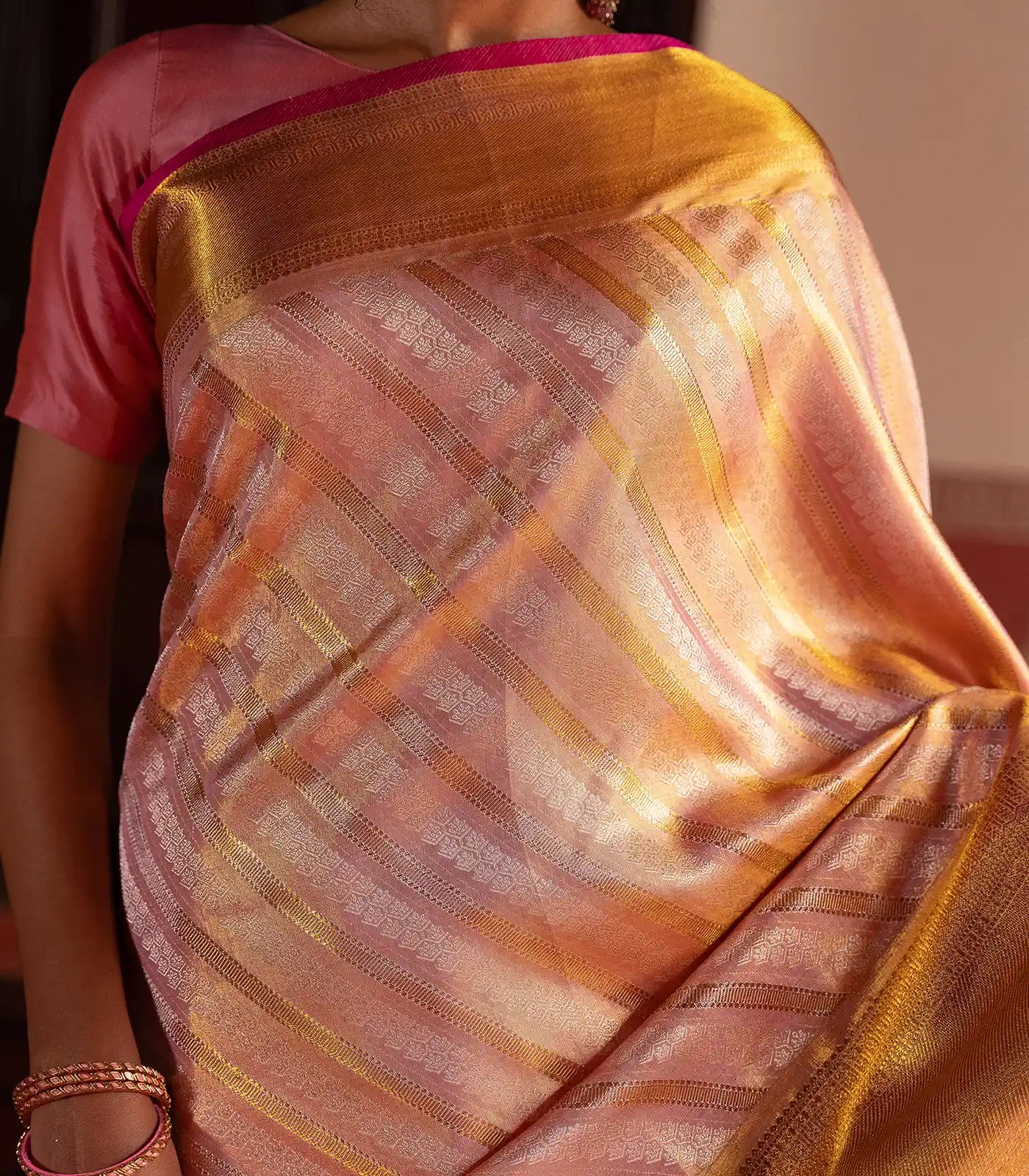 Dusty Pink Handloom Kanchipuram Silk Saree With Diagonal Floral Motifs-Dusty Pink