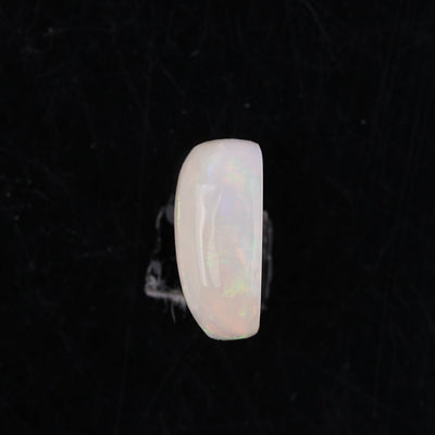 Opal with Fire - 4.20 carats(4.62 ratti)