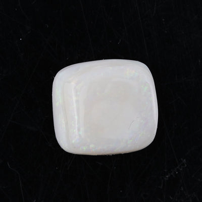 Opal with Fire - 8.8 carats(9.69 ratti)