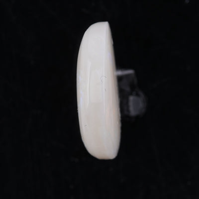 Opal with Fire - 8.38 carats(9.22 ratti)