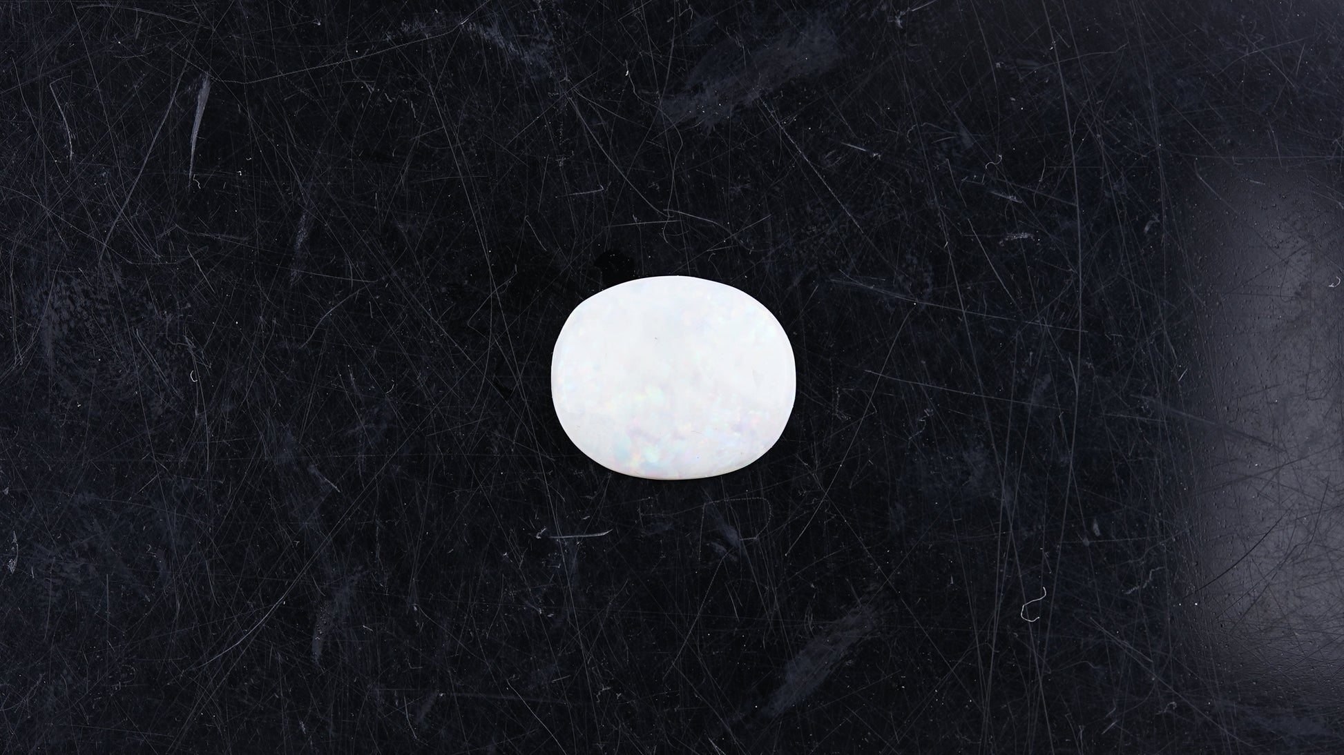 Opal with Fire - 3.66 Carats  (4.026 Ratti)