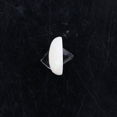 Opal with Fire - 3.63 Carats  (3.993 Ratti)