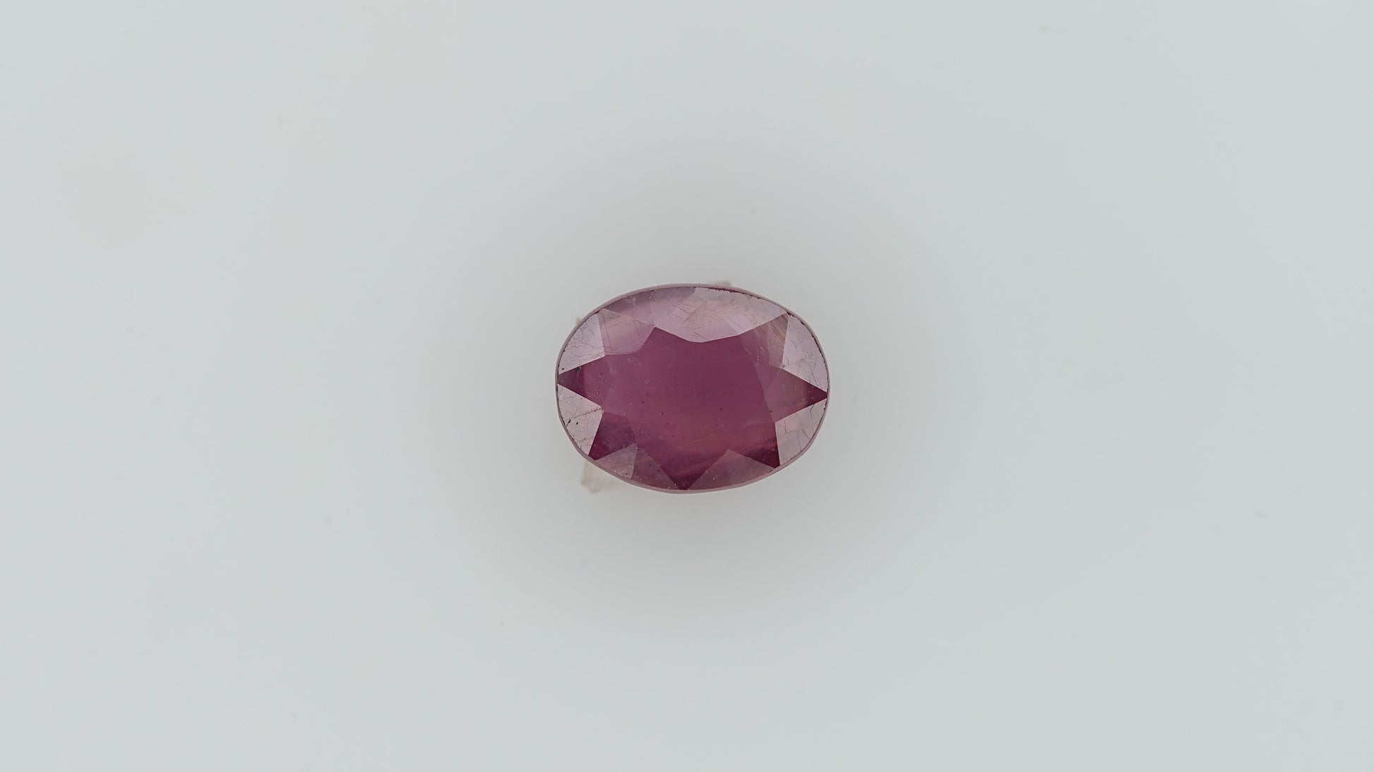 Ruby - 5.71 Carats  (6.281 Ratti)