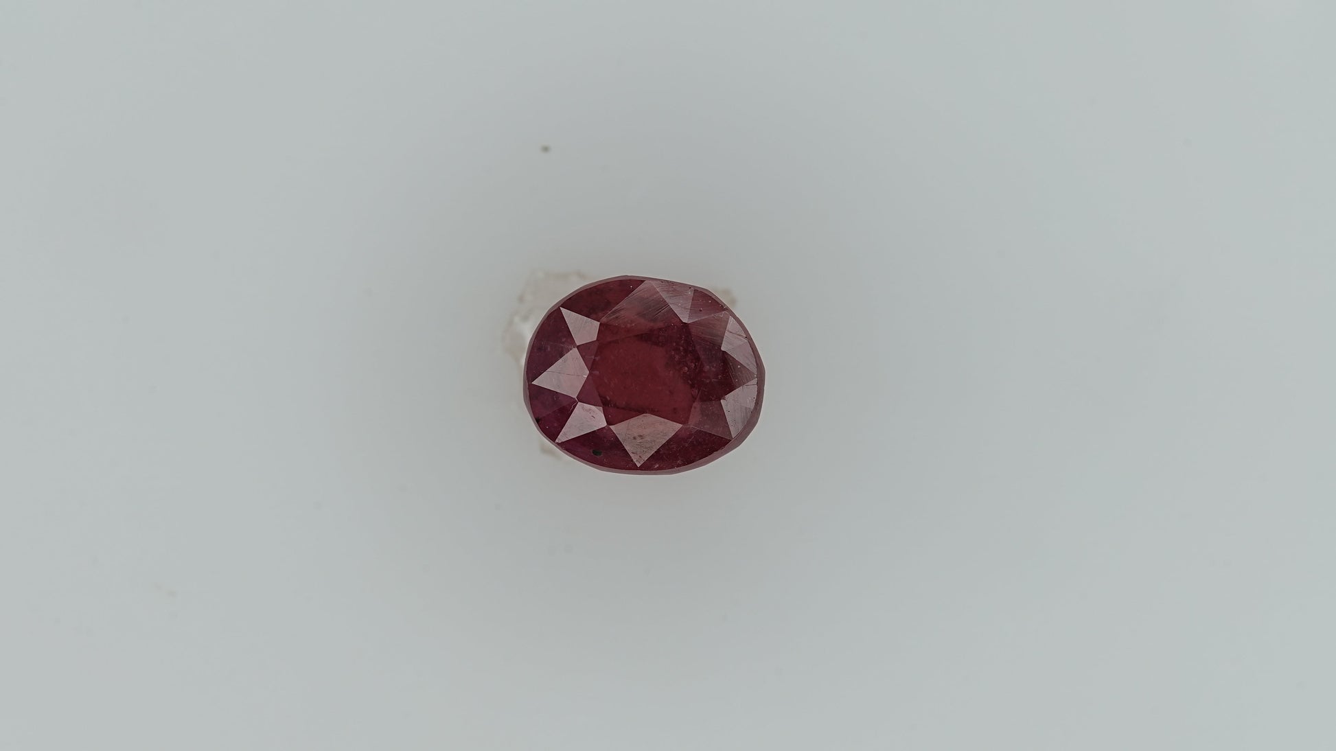 Ruby - 5.95 Carats  (6.545 Ratti)