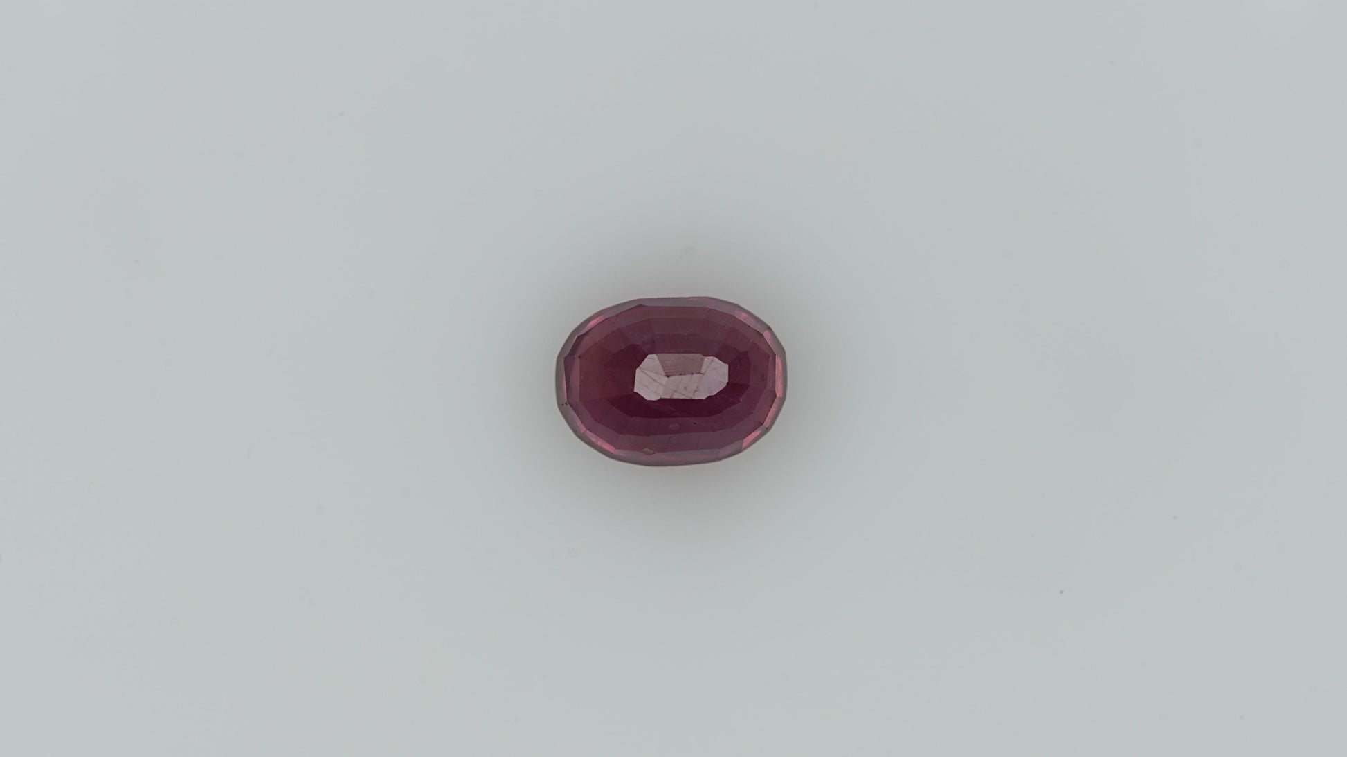 Ruby - 5.07 Carats  (5.577 Ratti)