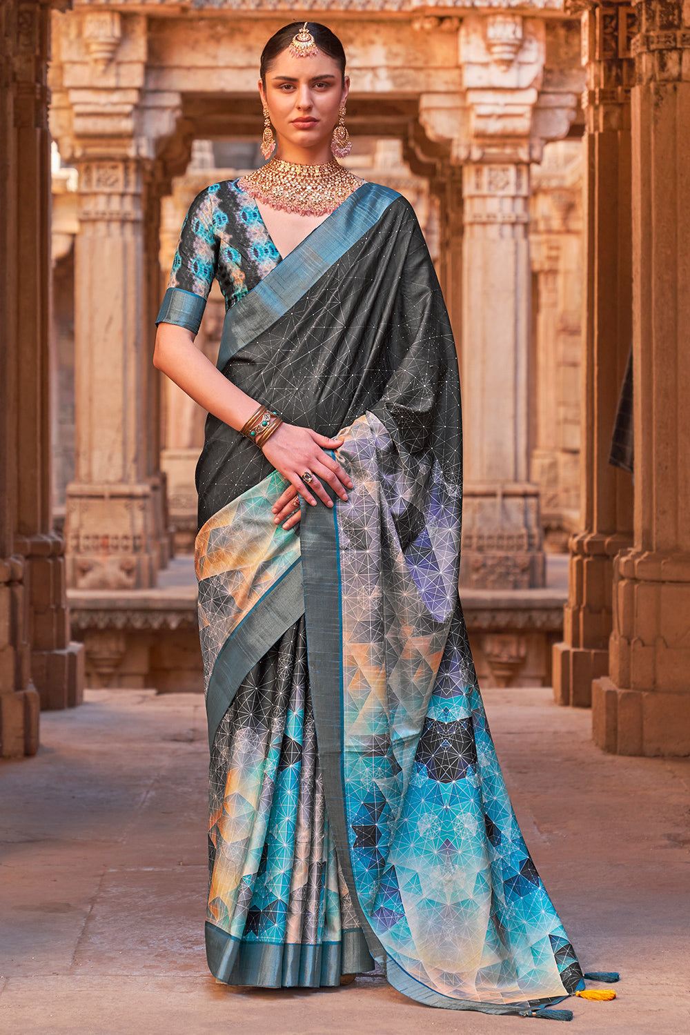 Dusky Grey Digital Print Saree
