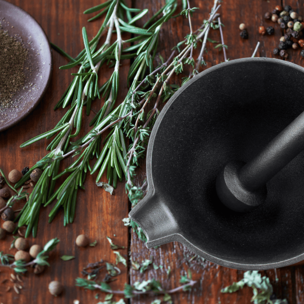 Trilonium Pre-Seasoned Cast Iron Khal batta | Mortar and Pestle - Herbs and spice masher | Black