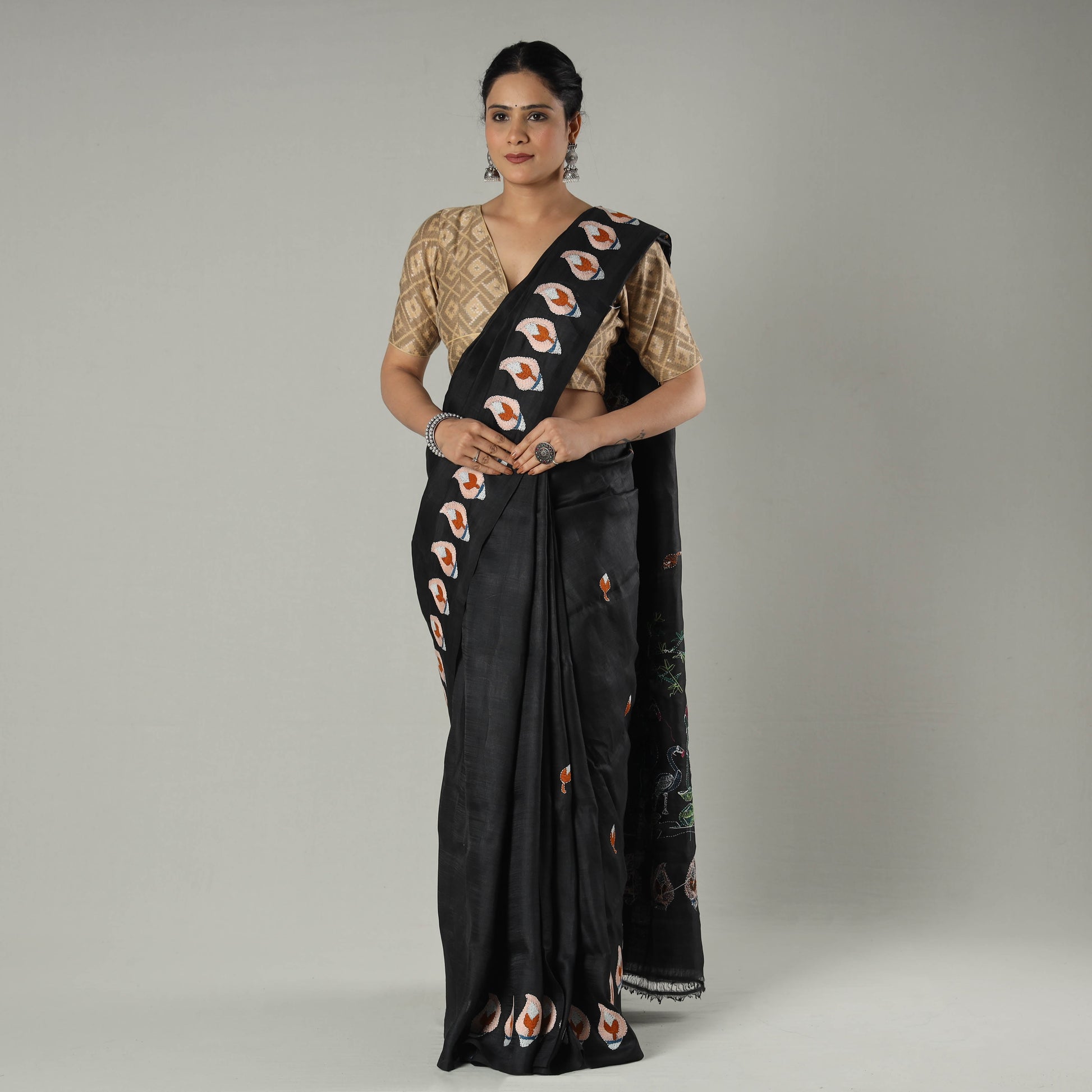 Black - Bengal Kantha Embroidery Bishnupuri Silk Handloom Saree