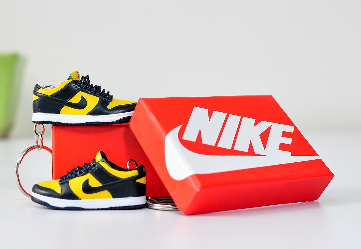 3D Sneaker Keychain With Box | Jordan keychain with box | Kicks Machine
