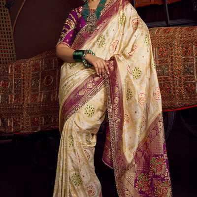 Amiable Beige Pure Viscose Dola Silk Saree With Luxuriant Blouse Piece