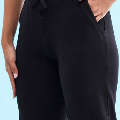 Women Solid Black Mid Rise Track Pant