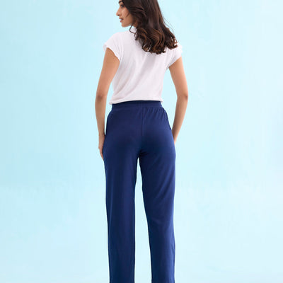Women Solid Navy Mid Rise Track Pant