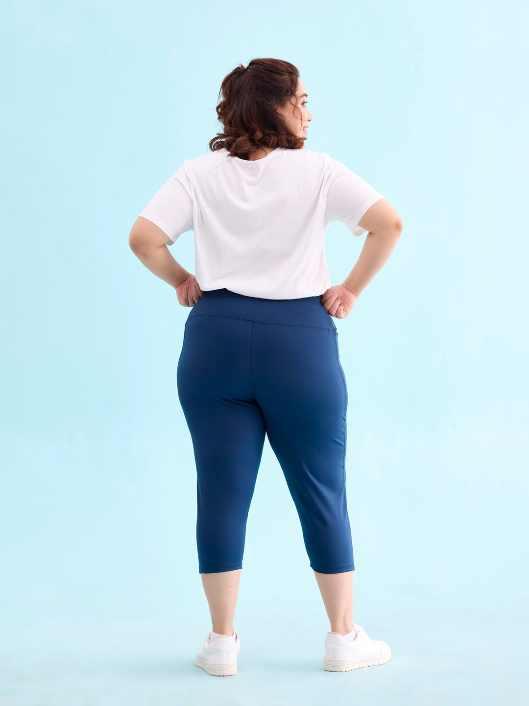 Women Solid Teal High Rise Training Capri