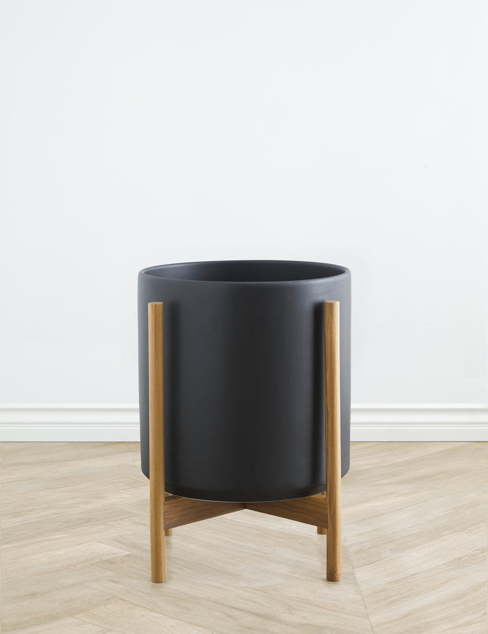 Ceramic Planter Pot + Teak Stand by LBE Design