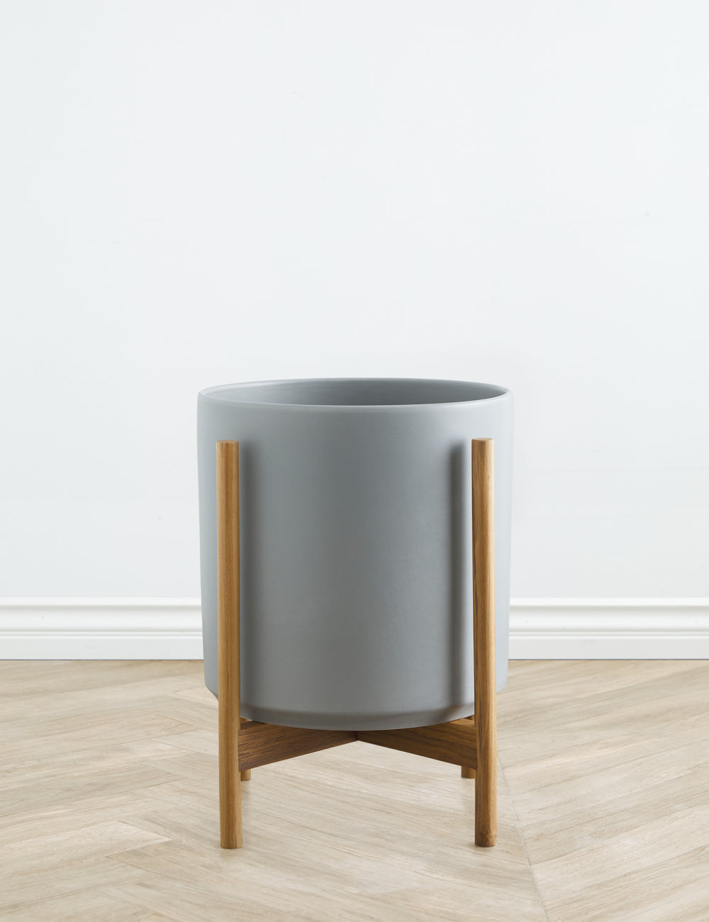 Ceramic Planter Pot + Teak Stand by LBE Design