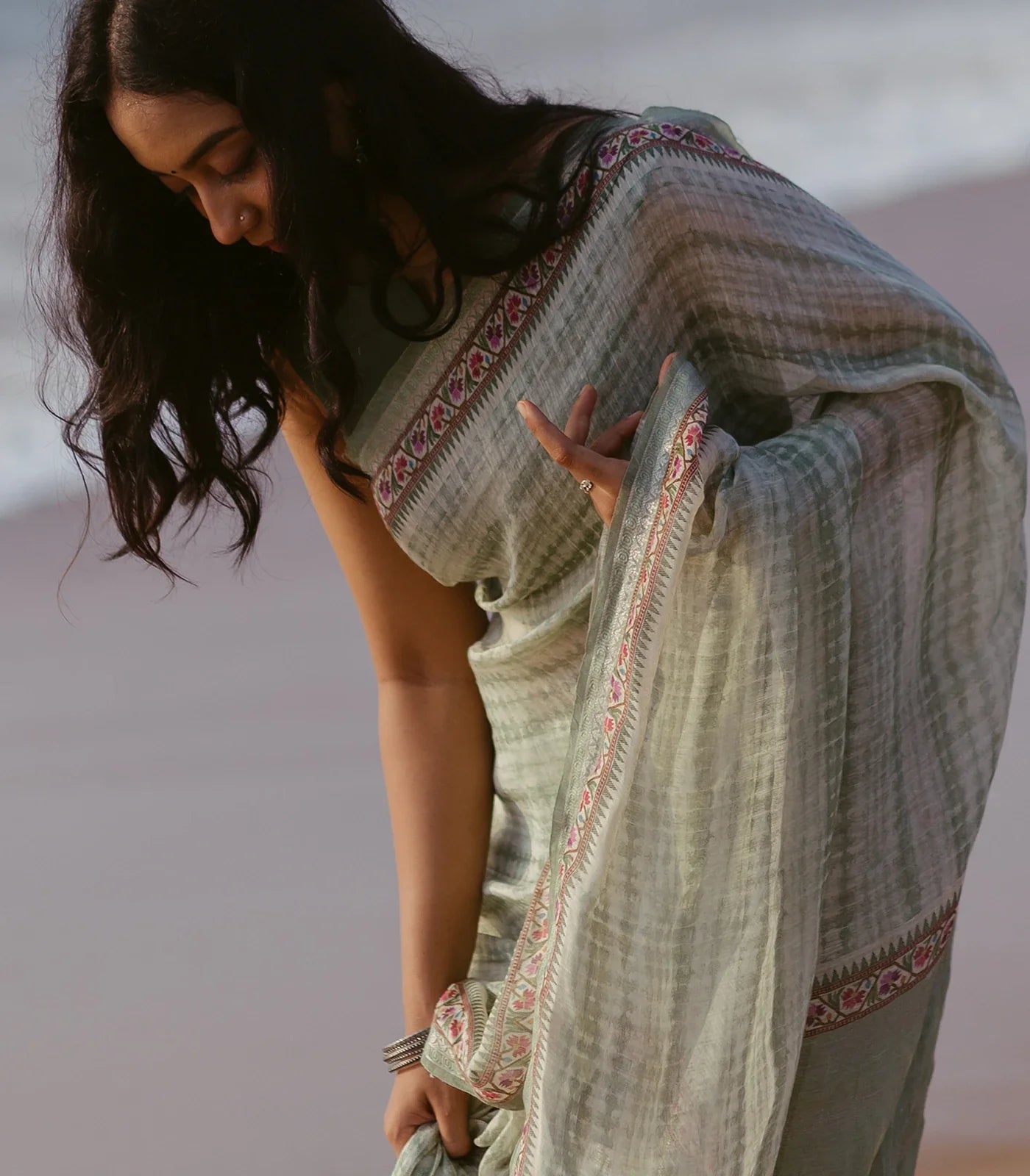 Shadow Green Handloom Linen Saree With Printed  Floral Motifs-Shadow Green