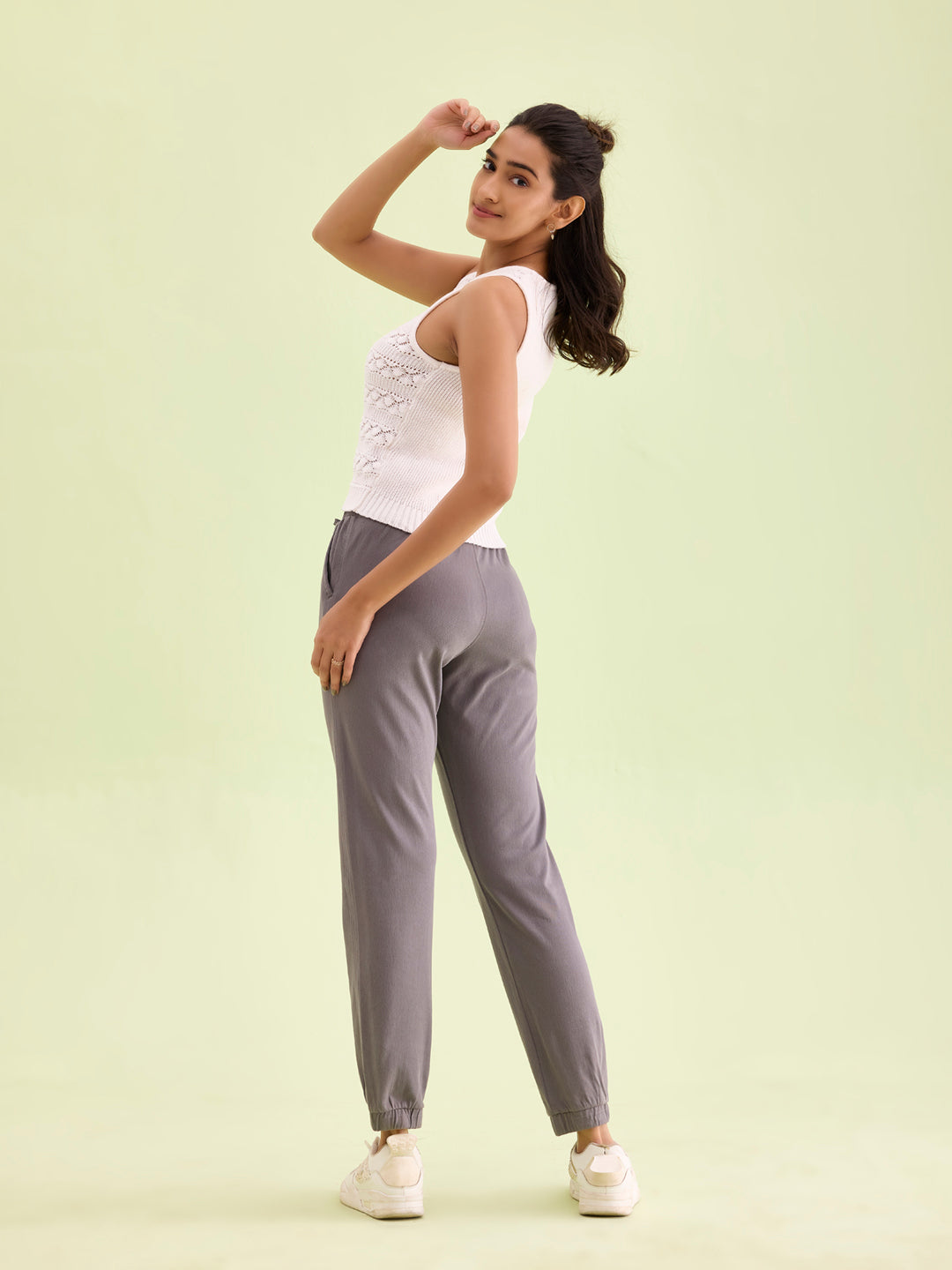 Women Solid Cotton Medium Grey Cuffed Joggers