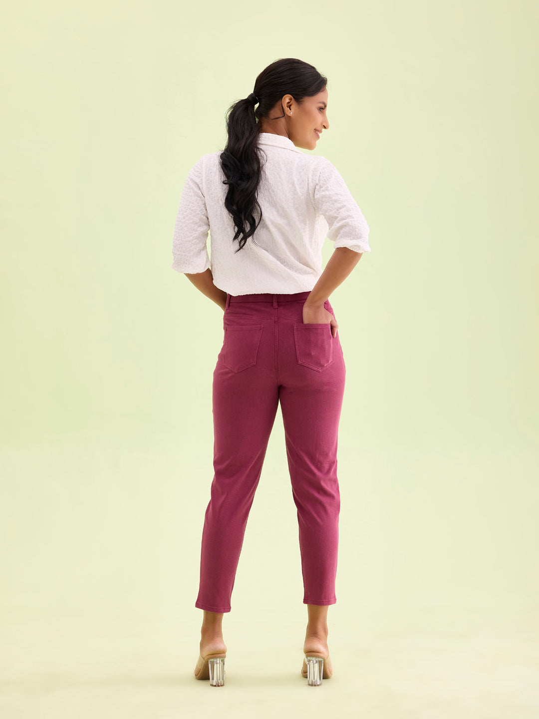 Women Solid Plum Mid Rise Cropped Jeggings