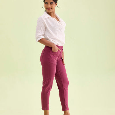 Women Solid Plum Mid Rise Cropped Jeggings