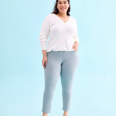 Women Solid Sky Blue Mid Rise Cropped Jeggings
