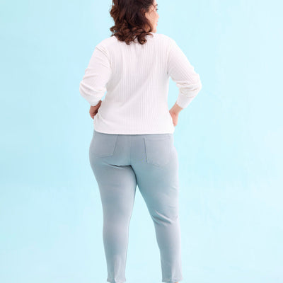 Women Solid Sky Blue Mid Rise Cropped Jeggings
