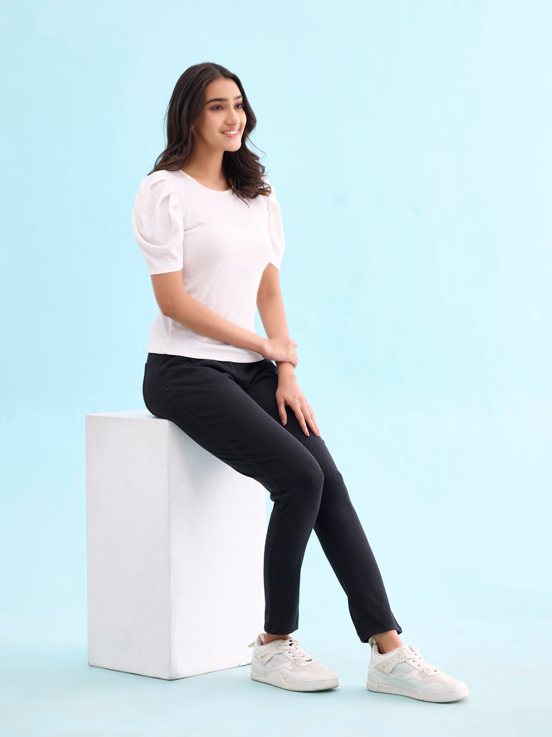Women Solid Black Mid Rise Ultra Warm Jeggings