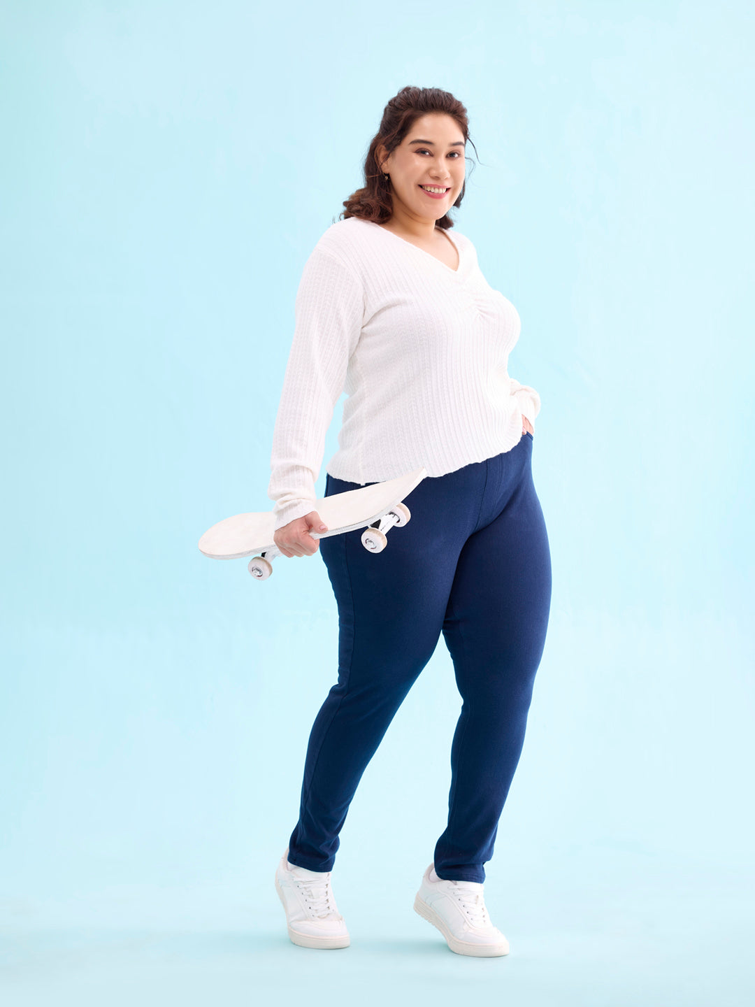 Women Solid Navy Mid Rise Ultra Warm Jeggings