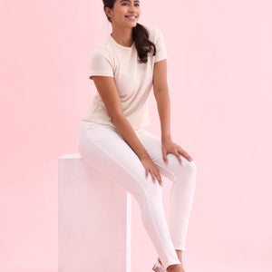 Women Solid White Mid Rise Ultra Warm Jeggings