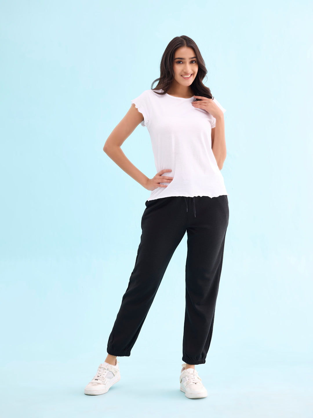 Women Solid Black Mid Rise Ultra Warm Jogger