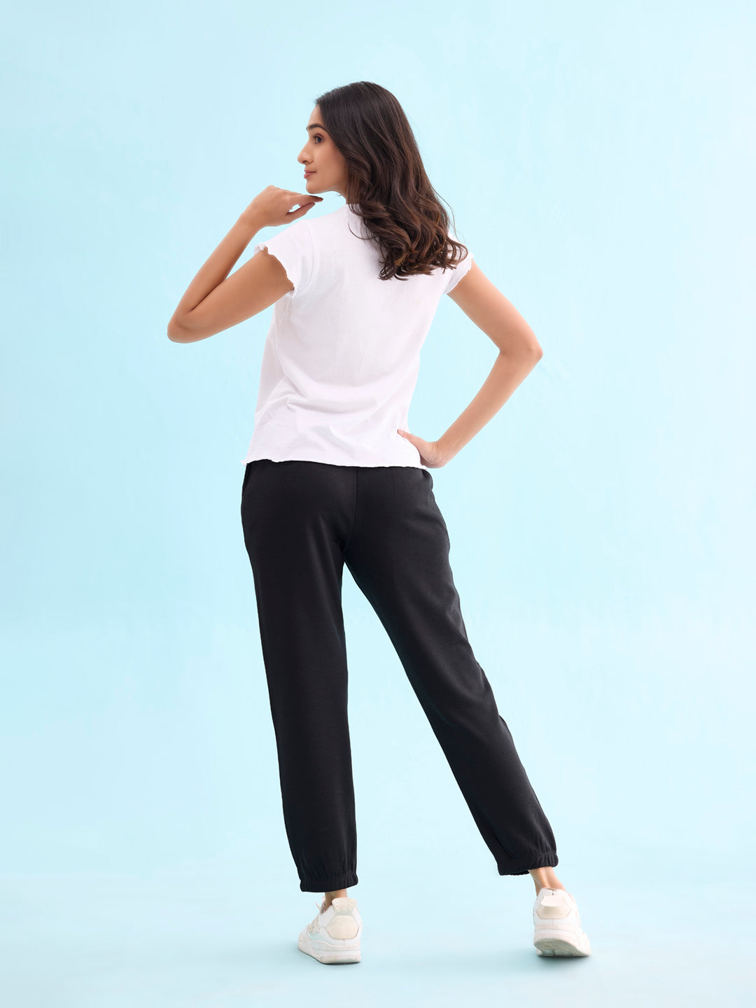 Women Solid Black Mid Rise Ultra Warm Jogger