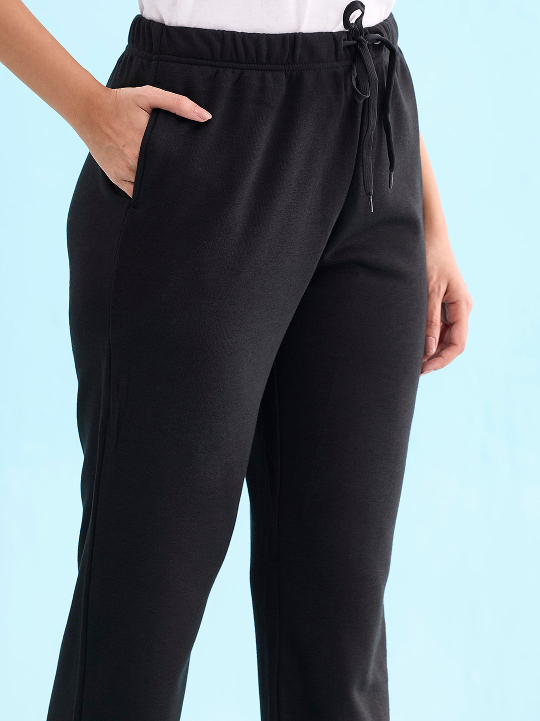Women Solid Black Mid Rise Ultra Warm Jogger