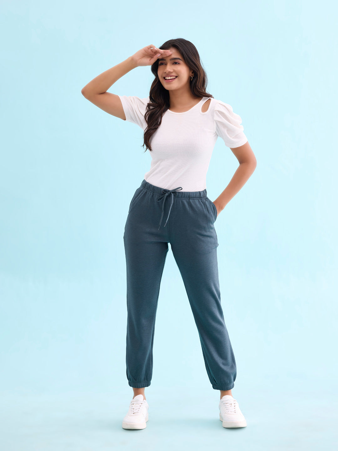 Women Solid Olive Green Mid Rise Ultra Warm Jogger