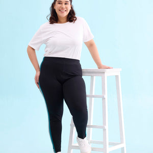 Women Solid Black Stripe Mid Rise Active Leggings