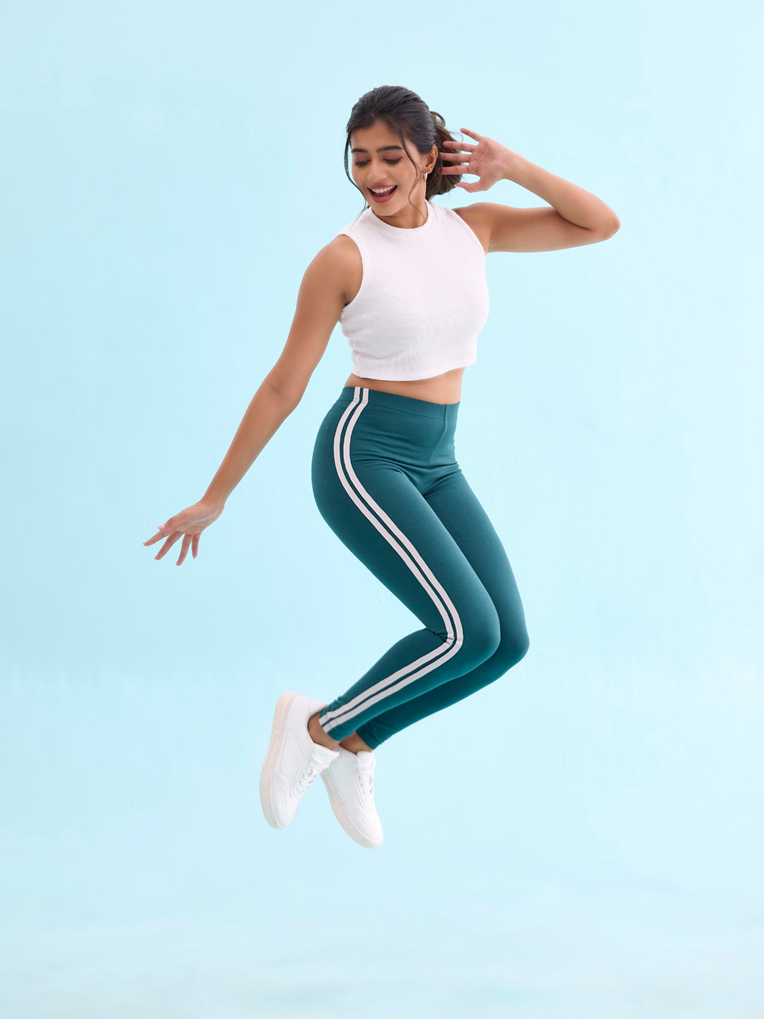 Women Green Cotton Side Stripe Active Leggings