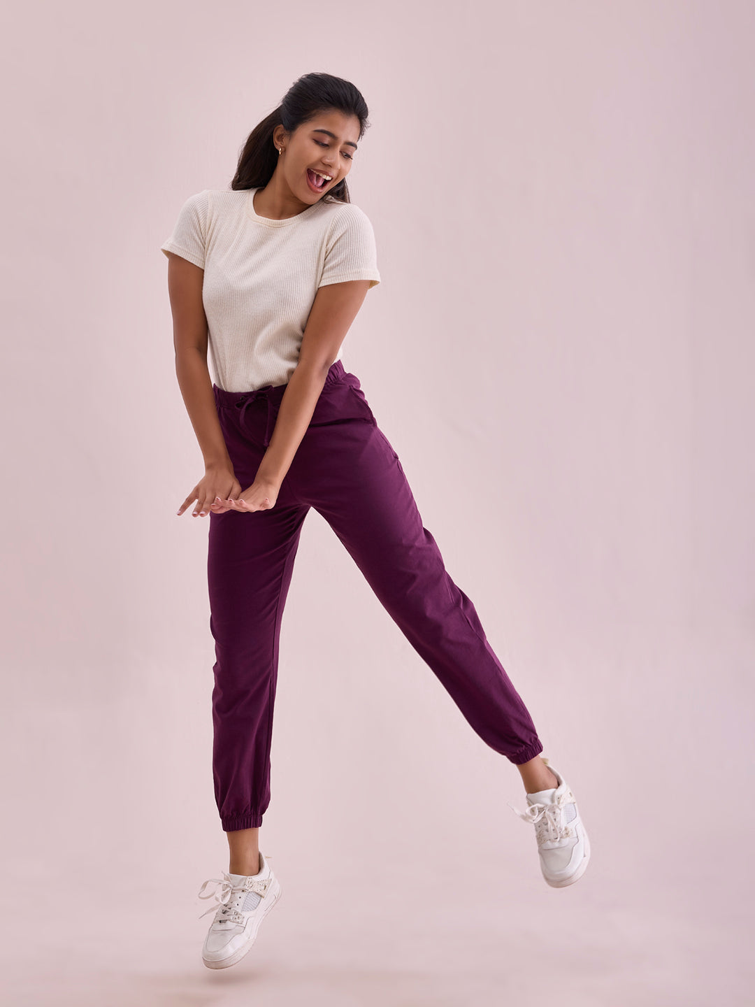 Women Solid Dark Purple Mid Rise Cotton Casual Joggers