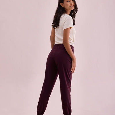 Women Solid Dark Wine Mid Rise Casual Joggers