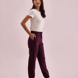 Women Solid Dark Wine Mid Rise Casual Joggers