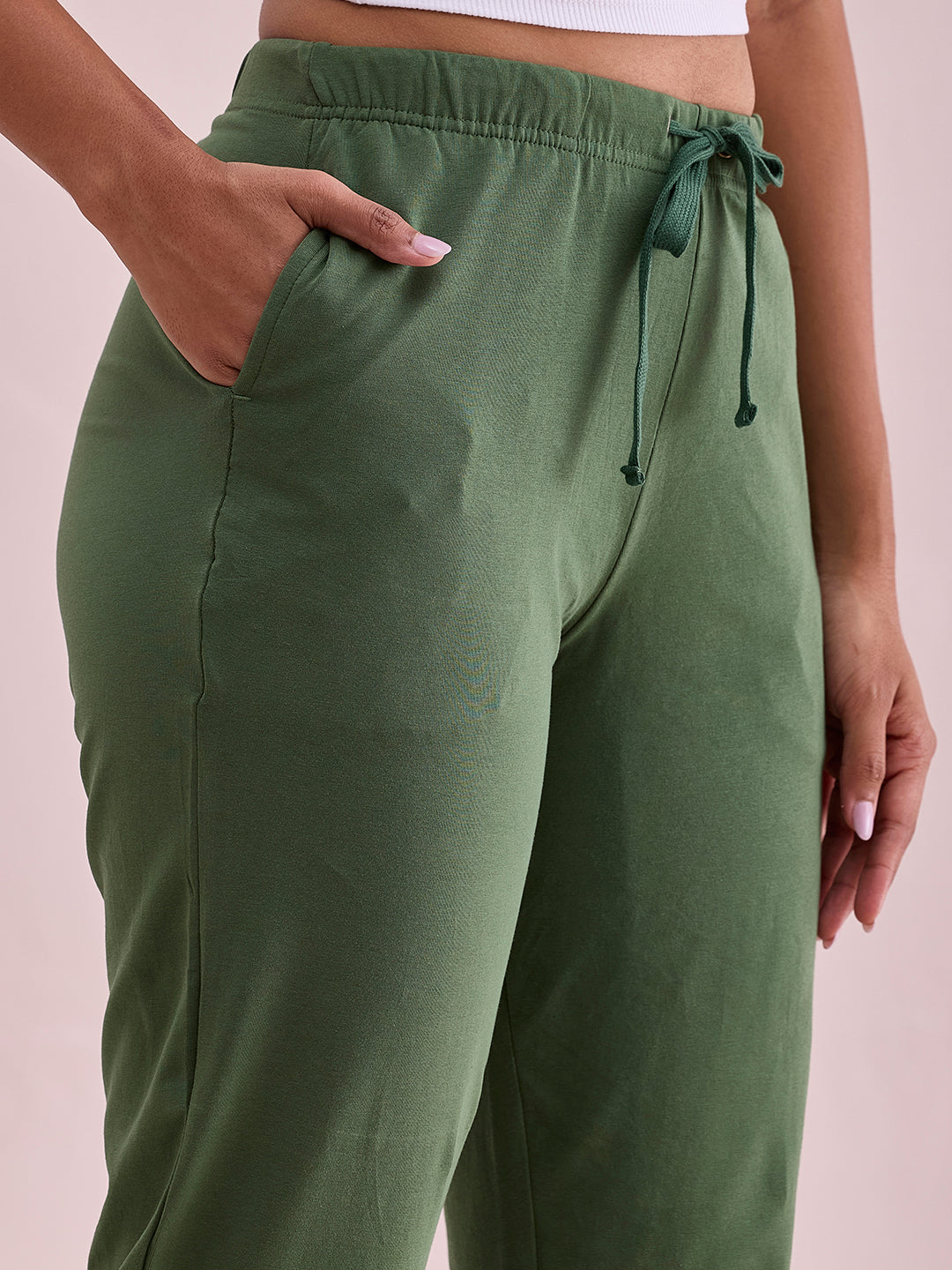 Women Solid Evergreen Mid Rise Cotton Casual Joggers
