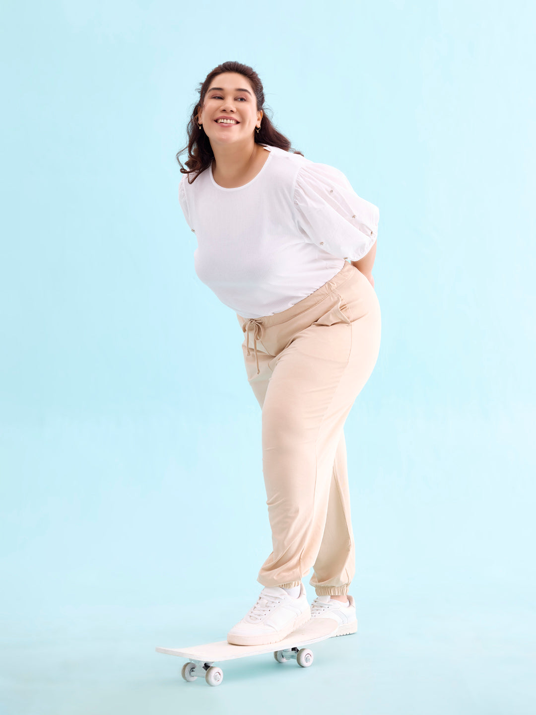 Women Solid Light Beige Mid Rise Casual Joggers