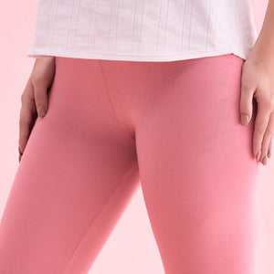 Women Solid Blush Pink Cropped Leggings