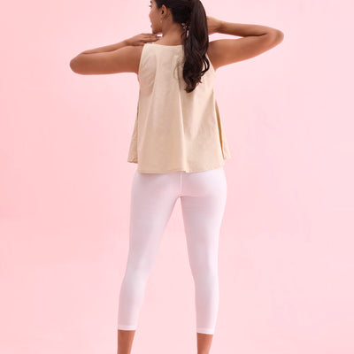 Women Solid White Shimmer Cropped Leggings