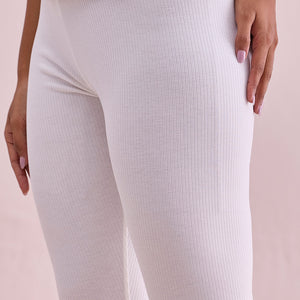 Women Solid Cream Ribbed Leggings