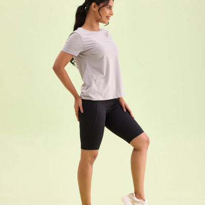 Women Solid Black High Rise Active Shorts