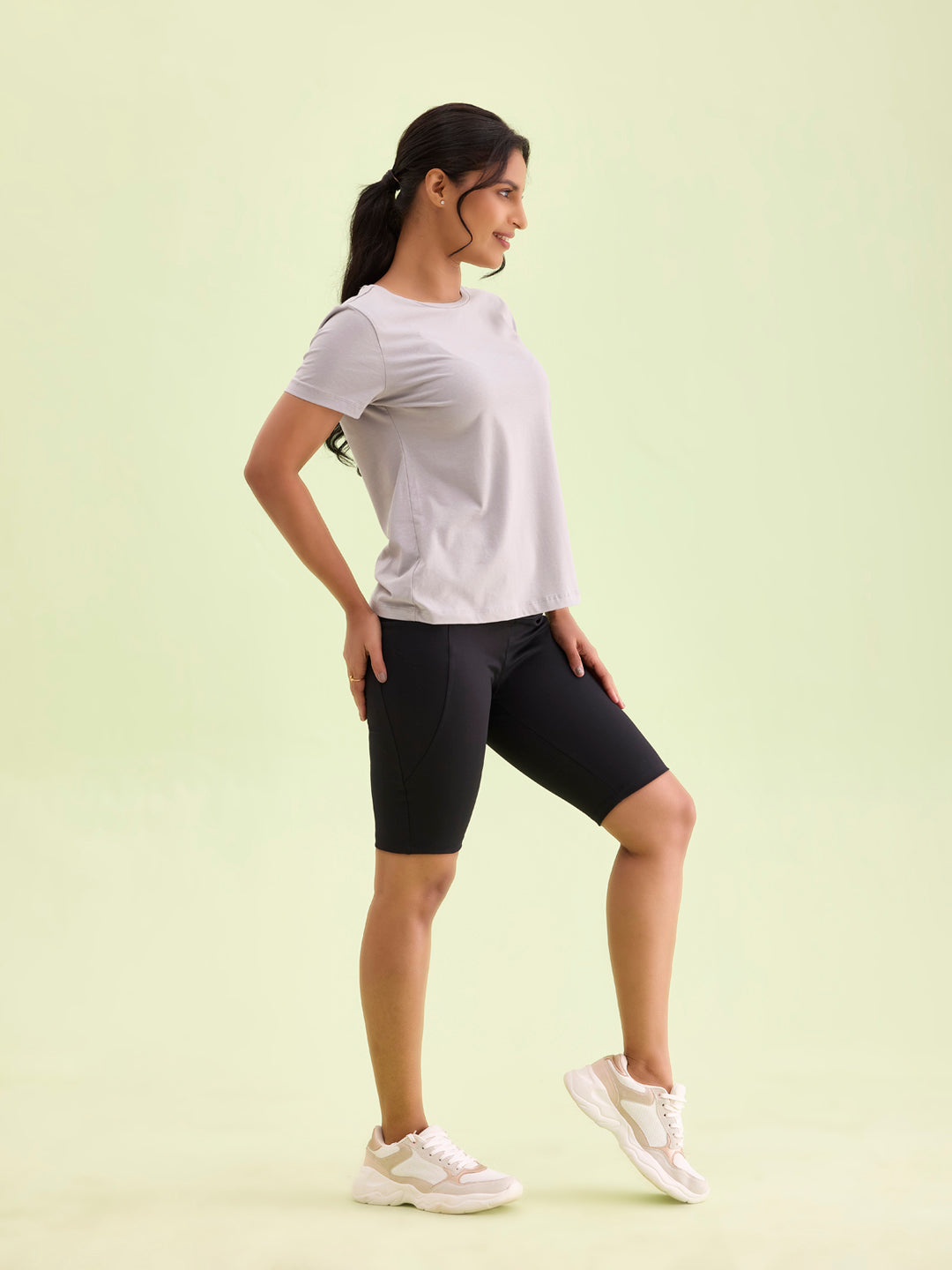 Women Solid Black High Rise Active Shorts