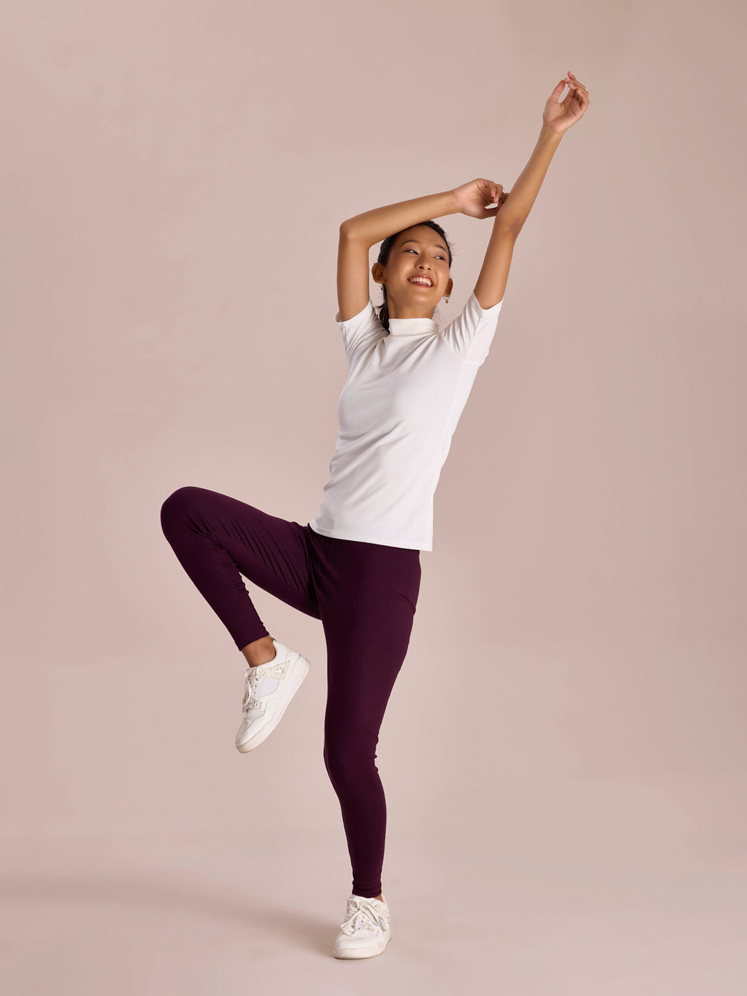 Women Solid Dark Wine Ribbed Warm Leggings