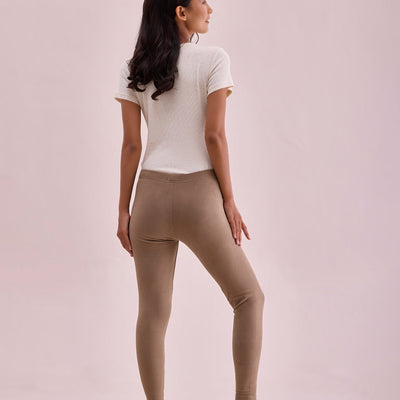 Women Solid Beige Mid Rise Warm Suede Legging