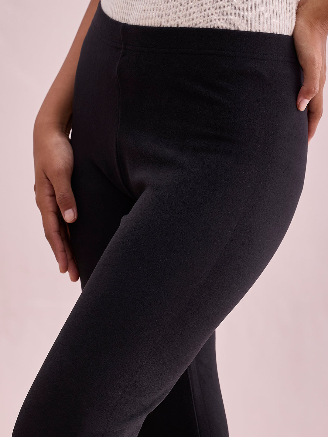 Women Solid Black Mid Rise Warm Suede Legging